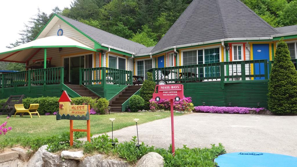 Charm Pension Gapyeong Exterior foto